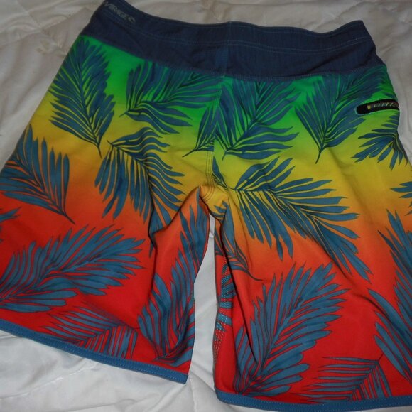 RIP CURL MENS BOARD SHORTS IN MENS SZ 30 - Picture 8 of 9